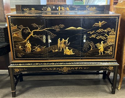 Lot 539 - Early 20th Century black lacquered sideboard...