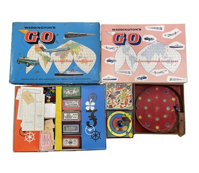 Lot 245 - A mixed lot of vintage table-top games to...