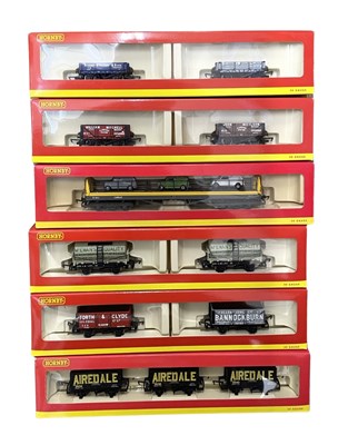 Lot 67 - A collection of boxed Hornby 00 gauge wagon...
