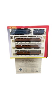 Lot 139 - A boxed limited edition Hornby 00 gauge R2888M...