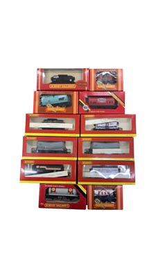 Lot 82 - A collection of various boxed Hornby 00 gauge...