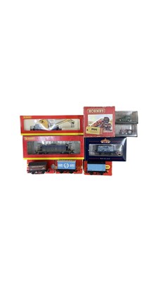 Lot 71 - A collection of various boxed 00 gauge railway...