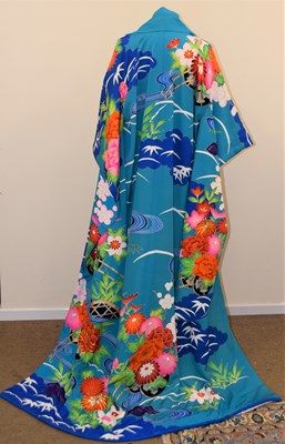 Lot 122 - A Japanese furisode kimono, with turquoise...