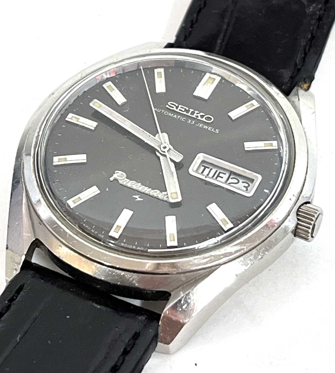 Lot 301 - Seiko Powermatic 5106 9000 gents wristwatch,