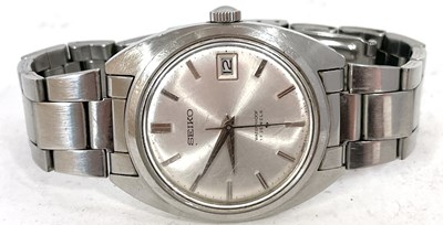 Lot 308 - A Seiko 6602-8040 stainless steel gents watch,...