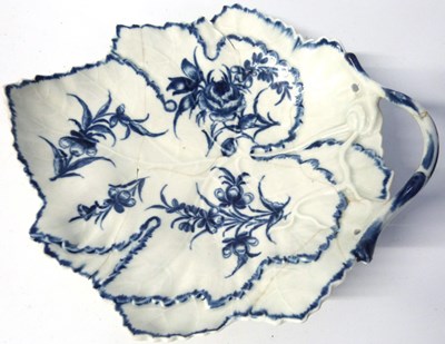 Lot 479 - 18th Century Worcester porcelain dish with...