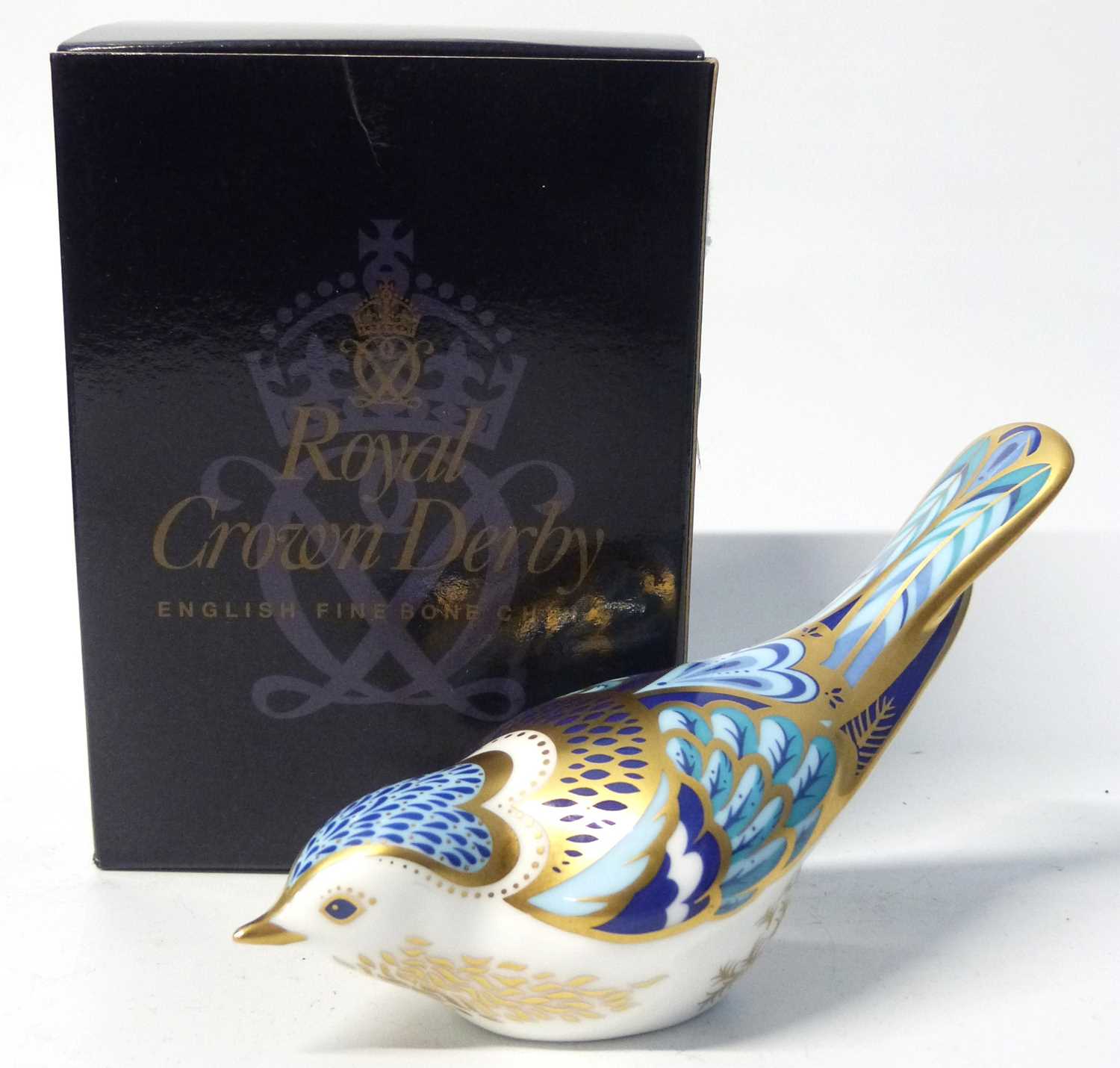 Lot 436 - Royal Crown Derby gold stopper paperweight...