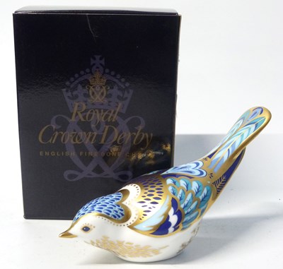 Lot 436 - Royal Crown Derby gold stopper paperweight...