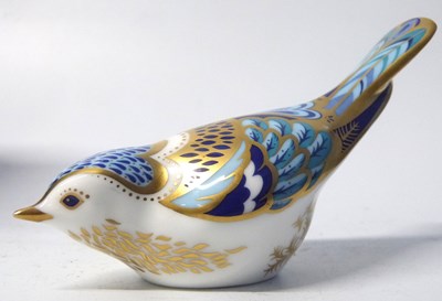 Lot 436 - Royal Crown Derby gold stopper paperweight...