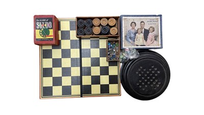 Lot 284 - A mixed lot of vintage board games, to include:...