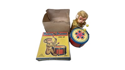 Lot 177 - A boxed 1950s Japanese Monkey the Drummer...