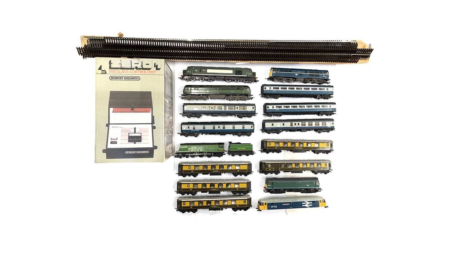 Lot 120 - A collection of Hornby 00 gauge railway, to...