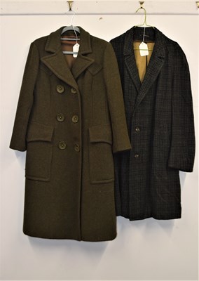 Lot 135 - Two unisex overcoats, to include a green wool...