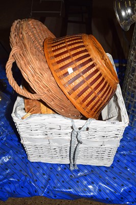 Lot 197 - MIXED LOT BASKETS AND OTHER ITEMS