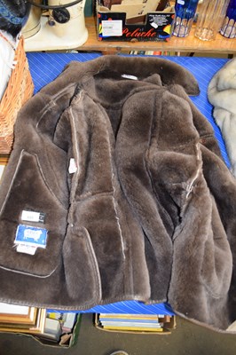 Lot 605 - SHEEPSKIN JACKET BY NURSEYS OF BUNGAY