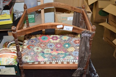 Lot 636 - APPRENTICE MADE MODEL FOUR-POSTER BED