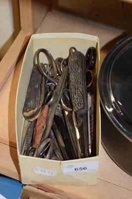 Lot 656 - VARIOUS PEN KNIVES, SCISSORS ETC