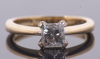 Lot 70A - An 18ct princess cut diamond ring, wieght...