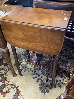 Lot 602 - Small Victorian mahogany drop leaf sewing...