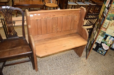 Lot 345 - SMALL PINE PEW