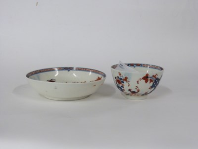 Lot 433 - Lowestoft porcelain tea bowl and saucer with...