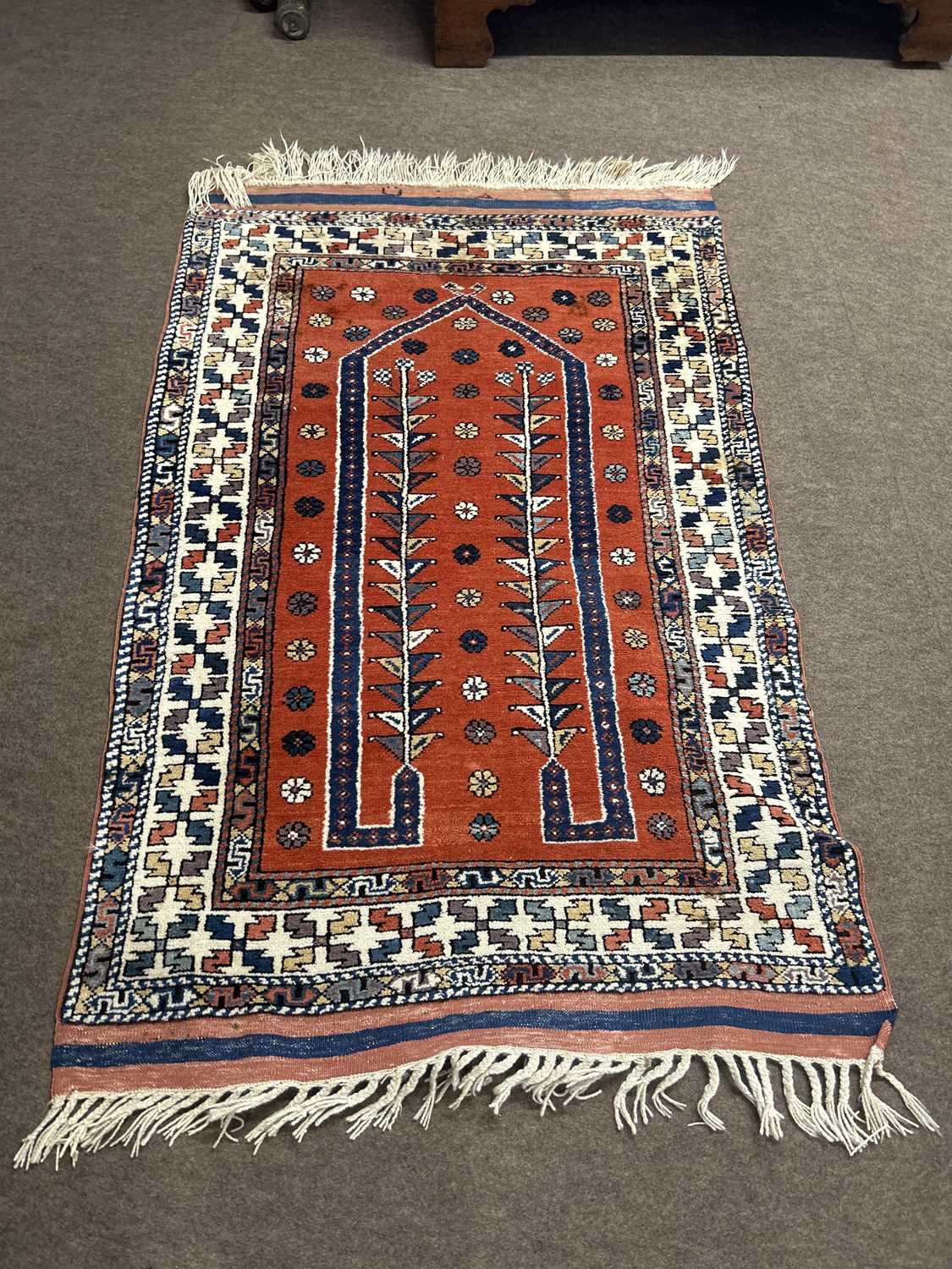 Modern Israeli Rugs Lot 701 - Modern Middle Eastern wool floor rug