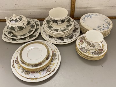 Lot 16 - Mixed Lot: Tea wares to include Wedgwood...