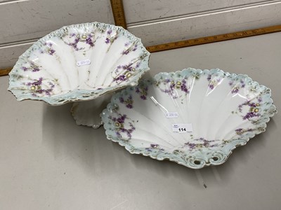 Lot 114 - Two continental shell formed serving dishes