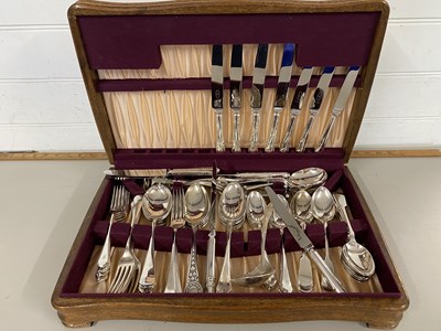 Lot 164 - Canteen of silver plated cutlery