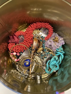 Lot 96 - Large tin of assorted costume jewellery