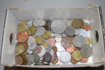 Lot 115 - Box of assorted coinage