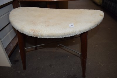 Lot 720 - Retro stool