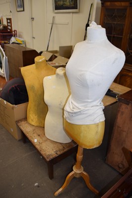 Lot 724 - Three various assorted tailors mannequins