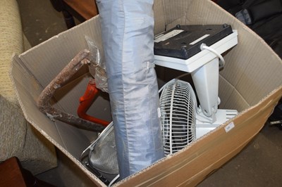 Lot 763 - Box of mixed items to include table fan,...