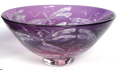 Lot 21 - A large Studio Glass bowl by Julia Linstead,...