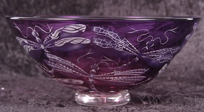 Lot 21 - A large Studio Glass bowl by Julia Linstead,...