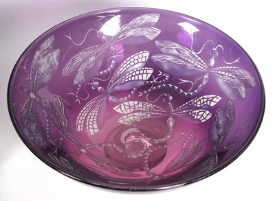 Lot 21 - A large Studio Glass bowl by Julia Linstead,...