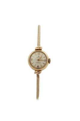 Lot 323 - A 9ct gold Cyma ladies wristwatch with box,...