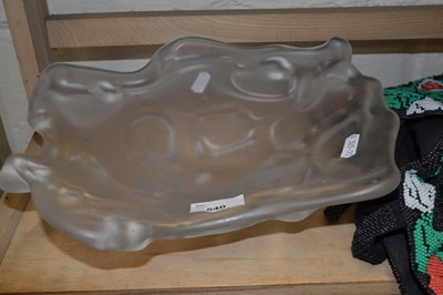 Lot 540 - A moulded Art Glass bowl