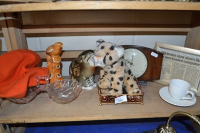 Lot 552 - Various ceramics, mantel clock etc