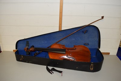 Lot 31 - A violin and bow, cased (a/f)