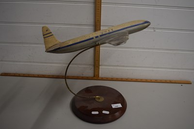 Lot 142 - BOAC airliner on circular wooden plinth