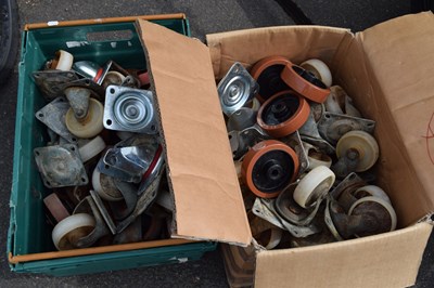 Lot 393 - A quantity of assorted casters