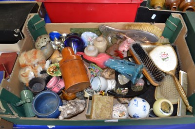 Lot 600 - Mixed Lot: Glass ware, ceramics, trinket boxes,...