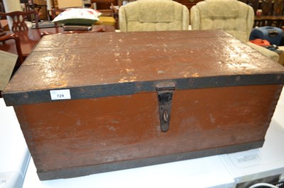 Lot 729 - Pine trunk together with a quantity of games...