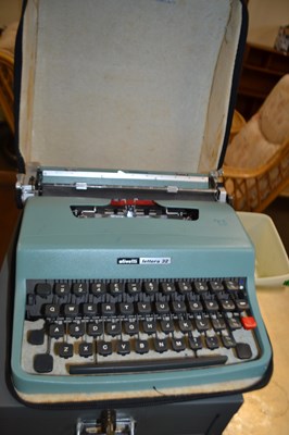 Lot 779 - An Olivetti Lettera 32 typewriter, cased