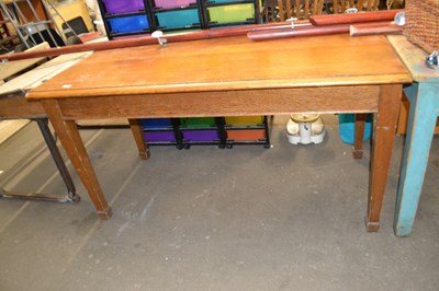 Lot 807 - Oak dining table, approx 149cm long