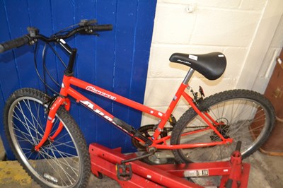 Lot 860 - An Apollo Corona ladies red mountain bike