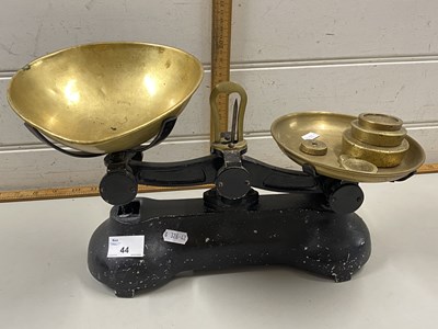 Lot 44 - Vintage kitchen  scales and weights