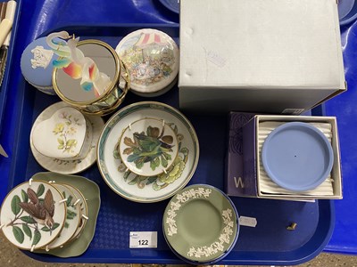 Lot 122 - Tray of various mixed items to include...